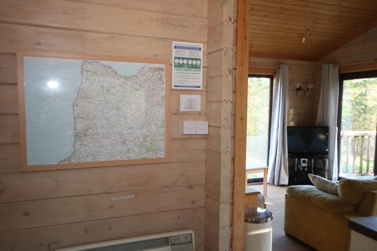 Hartland Hideaway Lodge Woolfardisworthy  Bagian luar foto